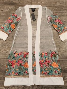 NWT Liv Los Angeles Size M Floral Embroidered Tulle Cover Up Duster Kimono